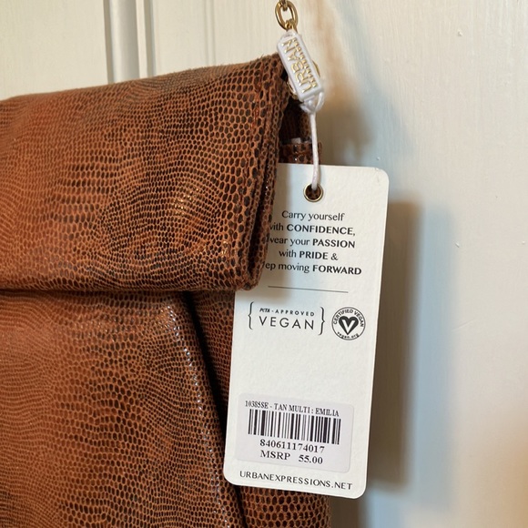Urban Expressions Faux Leather Vegan Crossbody Clutch Purse New with Tags - Picture 5 of 15